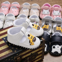 Load image into Gallery viewer, Beautiful High Quality Comfortable Leather Baby Soft-Soled Flexible Shoes Unique Design