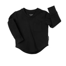 Load image into Gallery viewer, Long Sleeve Pocket Tee - Black
