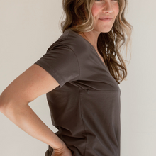 Load image into Gallery viewer, FINAL SALE V-Neck Full Zip Breastfeeding Tee - Gray