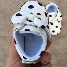Load image into Gallery viewer, Spring And Autumn Lightweight Children Shoes 14-18 Soft Bottom Baby Shoes For Kids