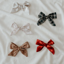 Load image into Gallery viewer, Ruby Bow Clips