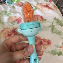 Load image into Gallery viewer, Baby Pacifier Fresh Food Kids Fruit Feeder Nipples Feeding Safe Baby Supplies Nipple Pacifier Holder