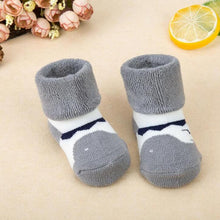 Load image into Gallery viewer, 1 Pair Newborn Cotton Striped Warm Slippers Socks For Baby Girls And Boys Very Comfortable And Soft Material