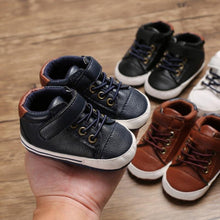 Load image into Gallery viewer, Newborn PU Leather Shoes Winter Fashion Baby Soft Sole Canvas Sneakers 0-12 Months Baby Boy And Girl