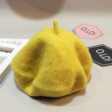 Load image into Gallery viewer, Baby Hat Beret British Painter Bud Of Pure Wool Cap For Girls In Modern New Retro Design