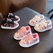 Load image into Gallery viewer, Baby Shoes Comfortable Leather Kids Sneakers Newborn Shoes Soft Bottom First Walker Durable Shoes For Baby Girl
