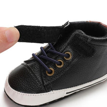 Load image into Gallery viewer, Newborn PU Leather Shoes Winter Fashion Baby Soft Sole Canvas Sneakers 0-12 Months Baby Boy And Girl