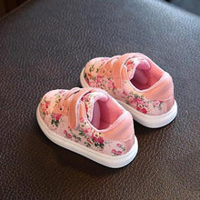 Load image into Gallery viewer, Baby Shoes Comfortable Leather Kids Sneakers Newborn Shoes Soft Bottom First Walker Durable Shoes For Baby Girl