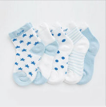 Load image into Gallery viewer, 5 Pairs Pack Children's Summer Mesh Socks Ultra-thin Breathable With Stars Moon Print For Boys And Girls