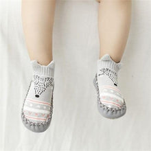 Load image into Gallery viewer, Infant Walkers Leather Cotton Newborn Baby Soft Sole Shoe For Boy And Girl Breathable Shoes Excellent Baby Gift