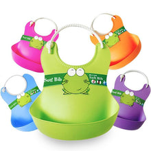 Load image into Gallery viewer, Modern Baby Plastic Bibs Waterproof Lunch Bibs for Boys & Girls Infants Silicone Feeding Baby Saliva Waterproof Aprons for Baby