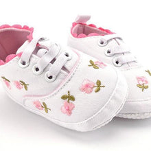 Load image into Gallery viewer, Baby Girl Shoes White Lace Soft Shoe Prewalker Walking Toddler Kids Shoes First Walker