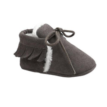 Load image into Gallery viewer, Cute Baby Infants Shoes Dot Knitting Boots Casual Non-slip Soft Soled Walking Shoes