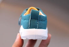 Load image into Gallery viewer, Unisex Infant First Walkers Shoes With Funny Big Eyes Pattern Baby Boy Casual Toddler Girl Non-slip Shoe