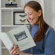 Load image into Gallery viewer, Keepsake Pregnancy Journal
