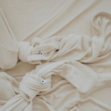 Load image into Gallery viewer, oatmeal ribbed knotted sleeper