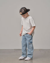 Load image into Gallery viewer, Athletic Boxy Tee - Light Heather Grey