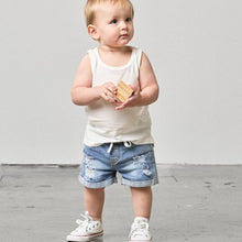 Load image into Gallery viewer, Distressed Denim Short