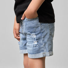 Load image into Gallery viewer, Distressed Denim Short