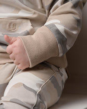 Load image into Gallery viewer, Hoodie - Faded Camo