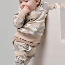Load image into Gallery viewer, Hoodie - Faded Camo