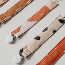 Load image into Gallery viewer, Pebble Pacifier Clip