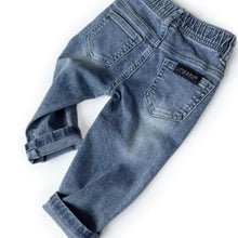 Load image into Gallery viewer, Relaxed Fit Distressed Denim