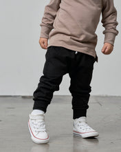 Load image into Gallery viewer, Jogger - Black