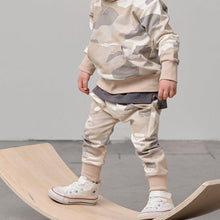 Load image into Gallery viewer, Jogger - Faded Camo