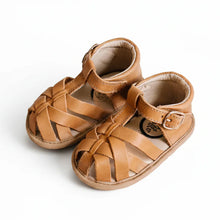 Load image into Gallery viewer, The Closed Toe Sandal