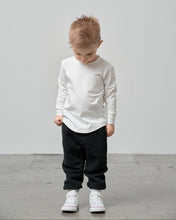 Load image into Gallery viewer, Long Sleeve Pocket Tee - White