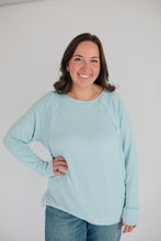 Load image into Gallery viewer, Free Flowing Lightweight Long Sleeve Nursing Top