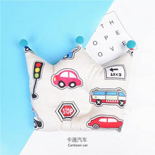 Load image into Gallery viewer, Newborn Baby Shaping Pillow Cute Crown Shape Backrest Cushion Anti-head Correction Bed Neck Support Pillows Baby Pillow Baby Bedding Air Mesh Organic Cotton Soft Baby Pillow Newborn Anti Flat Head Syndrome for Crib Cot Baby Pillow