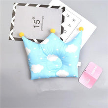 Load image into Gallery viewer, Newborn Baby Shaping Pillow Cute Crown Shape Backrest Cushion Anti-head Correction Bed Neck Support Pillows Baby Pillow Baby Bedding Air Mesh Organic Cotton Soft Baby Pillow Newborn Anti Flat Head Syndrome for Crib Cot Baby Pillow