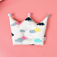 Load image into Gallery viewer, Newborn Baby Shaping Pillow Cute Crown Shape Backrest Cushion Anti-head Correction Bed Neck Support Pillows Baby Pillow Baby Bedding Air Mesh Organic Cotton Soft Baby Pillow Newborn Anti Flat Head Syndrome for Crib Cot Baby Pillow