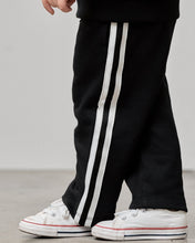 Load image into Gallery viewer, Side Trim Pant - Black