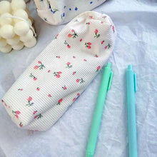 Load image into Gallery viewer, Simple Small Flowers White Fresh Style Pencil Bag Students Pencil Cases Unique Makeup Lightweight Cosmetic Bag Pouch