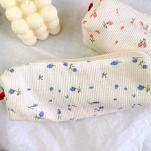 Load image into Gallery viewer, Simple Small Flowers White Fresh Style Pencil Bag Students Pencil Cases Unique Makeup Lightweight Cosmetic Bag Pouch
