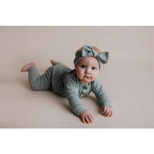 Load image into Gallery viewer, Baby Ribbed Playsuit with Pockets and Bow