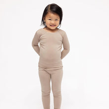 Load image into Gallery viewer, Desert Lark - CloudBlend™ Long Sleeve Pajamas Set
