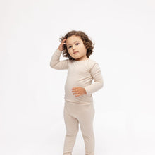Load image into Gallery viewer, Sparrow - CloudBlend™ Long Sleeve Pajamas Set
