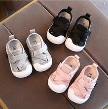 Load image into Gallery viewer, Flexible Boys Girls Breathable Mesh Shoes Slip-proof Soft Sole Shoes Baby Casual Toddler Shoes
