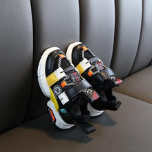 Load image into Gallery viewer, Baby Boy&amp;Girl Walking Shoes Infant Sneakers Non-Slip First Walking Soft Breathable Shoe
