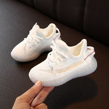 Load image into Gallery viewer, Boys Girls Fashion Sneakers Baby/Toddler/Little Kids Leather Trainers Children School Sport Shoes Soft Running Shoes
