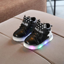 Load image into Gallery viewer, Girl LED Lights Shoes Flexible Casual Design Comfortable Soft Toddler Shoe For Running Walking Excellent Gift
