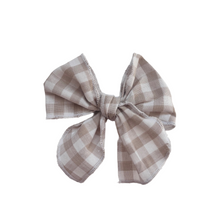 Load image into Gallery viewer, Sailor Bow Baby Girl Nylon Headband Bow Clips
