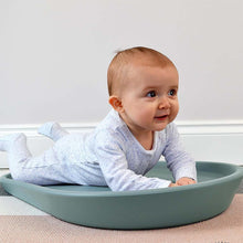 Load image into Gallery viewer, Changing Essentials Kit: Shnuggle Changing Mat + Diaper Pail + Better Bag Liners (90 Day Supply)
