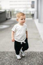 Load image into Gallery viewer, Bamboo Pocket Tee - Off White
