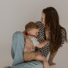 Load image into Gallery viewer, FINAL SALE V-Neck Full Zip Breastfeeding Tee - Gray
