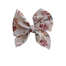 Load image into Gallery viewer, Sailor Bow Baby Girl Nylon Headband Bow Clips
